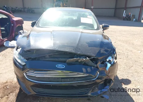 2015 Ford Fusion Se z USA, uszkodzony, nr VIN 1FA6P0H77F5122363